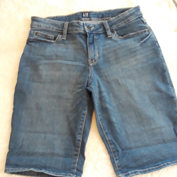 NWOT Gap Denim Sz 27 Mid-rise Jean Shorts - Picture 6 of 8